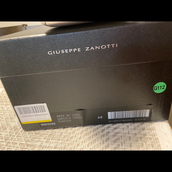 NEW Giuseppe Zanotti Gold Leather Low Top Sneakers - Picture 8 of 8